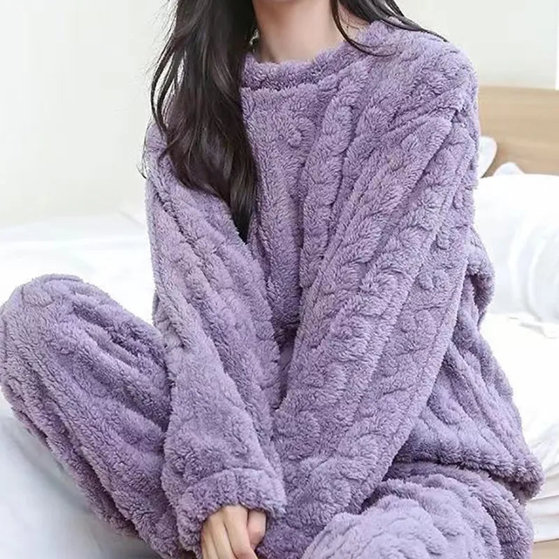 Bridget - Women's Plush Loungewear - photo 5