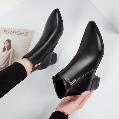 Maeve - Women's Classic Leather Boots
