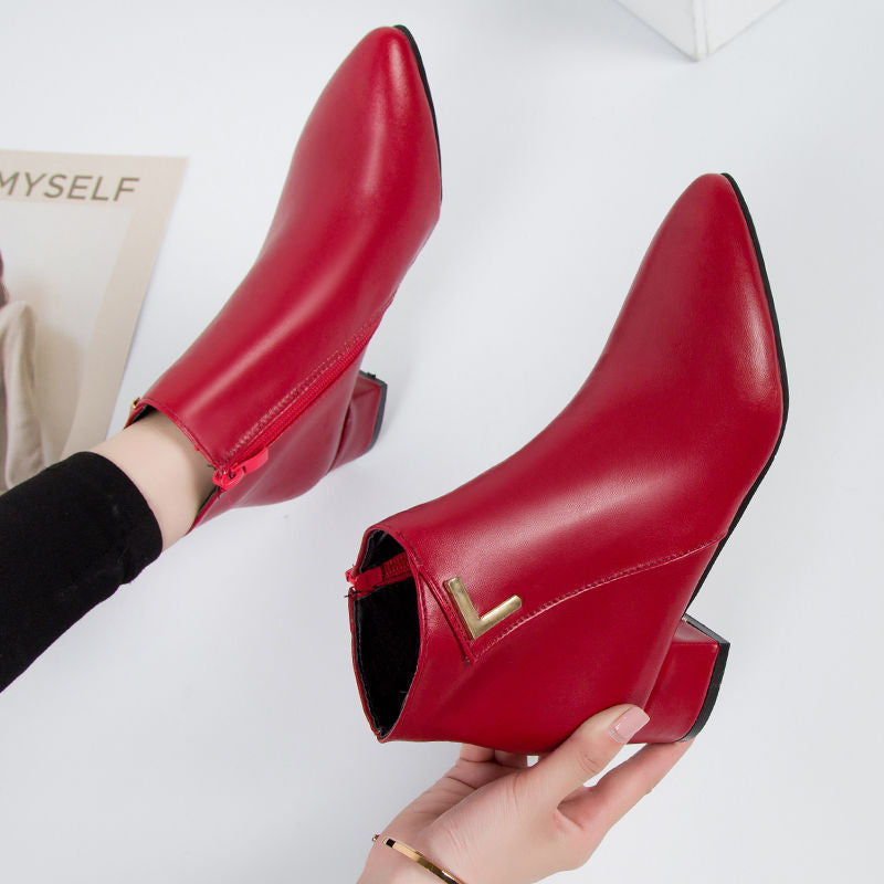 Maeve - Women's Classic Leather Boots