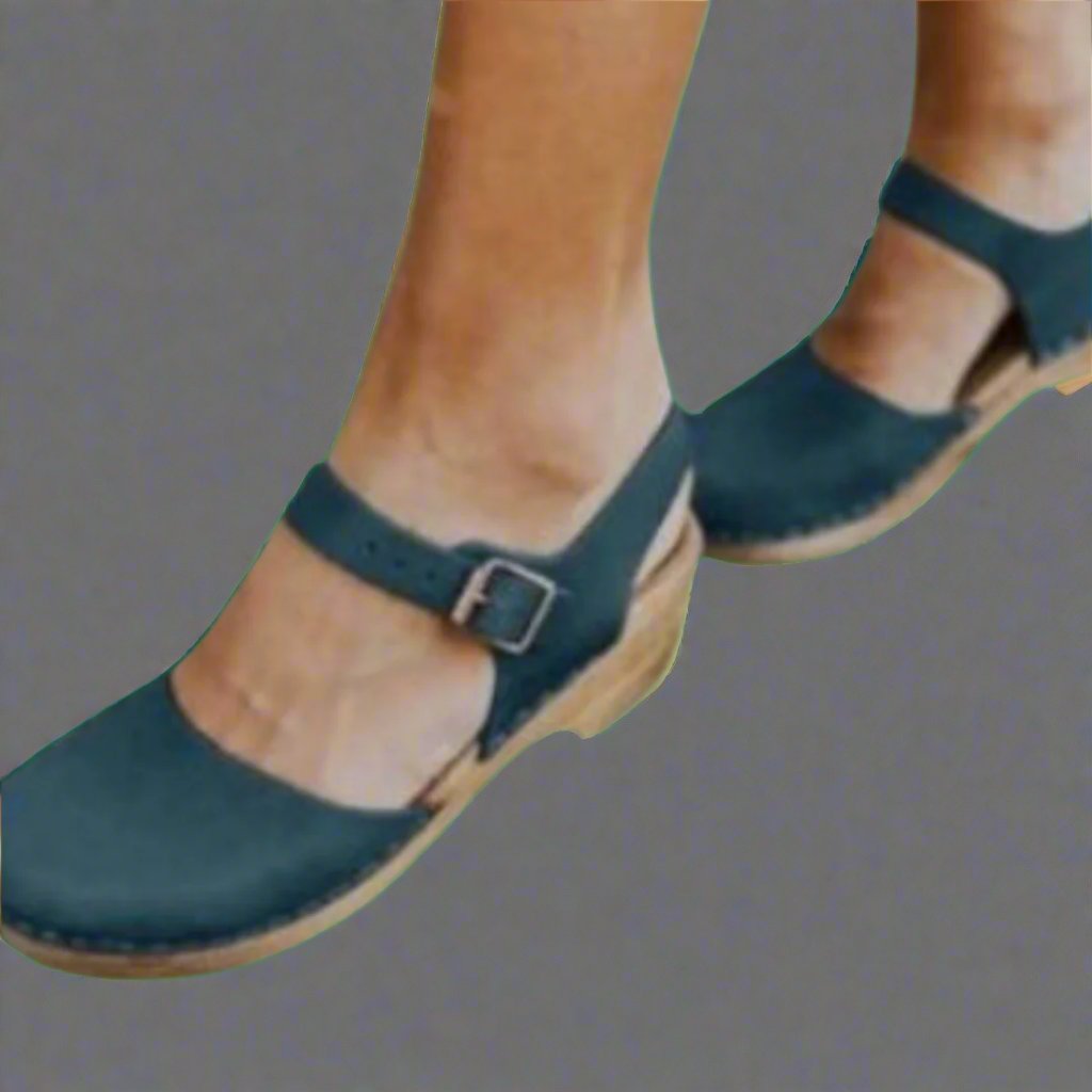 Petra - Women's Platform Clogs Flats - photo 2