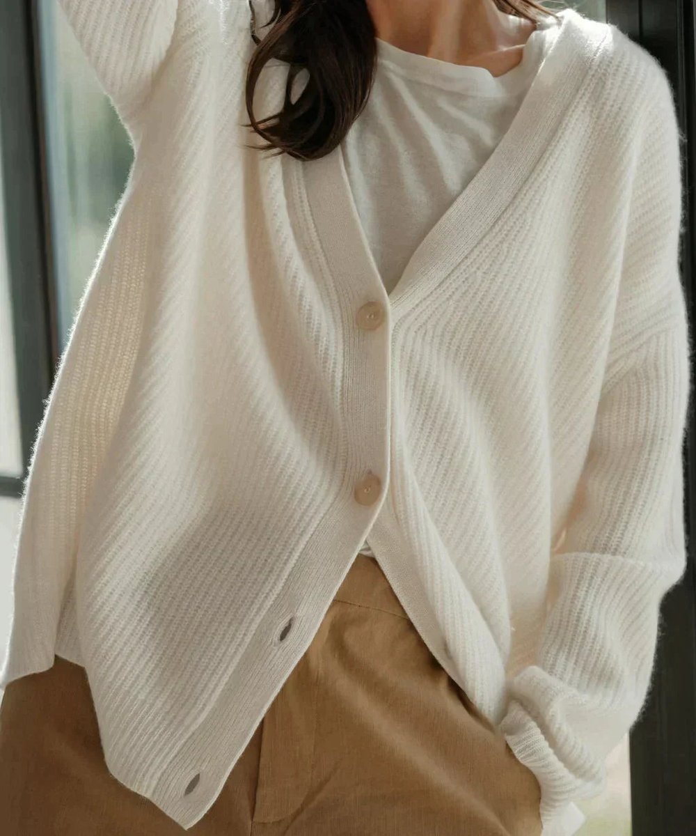 Honora - Women's Relaxed-Fit V-Neck Sweater - photo 2